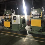 브레이크 패드 제작을위한 유압 프레스 머신